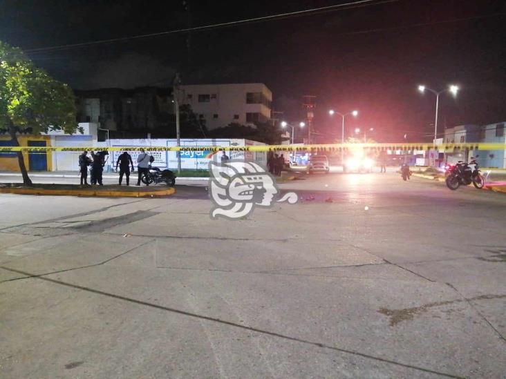 Acribillan con 16 balazos a hombre en crucero de Coatzacoalcos