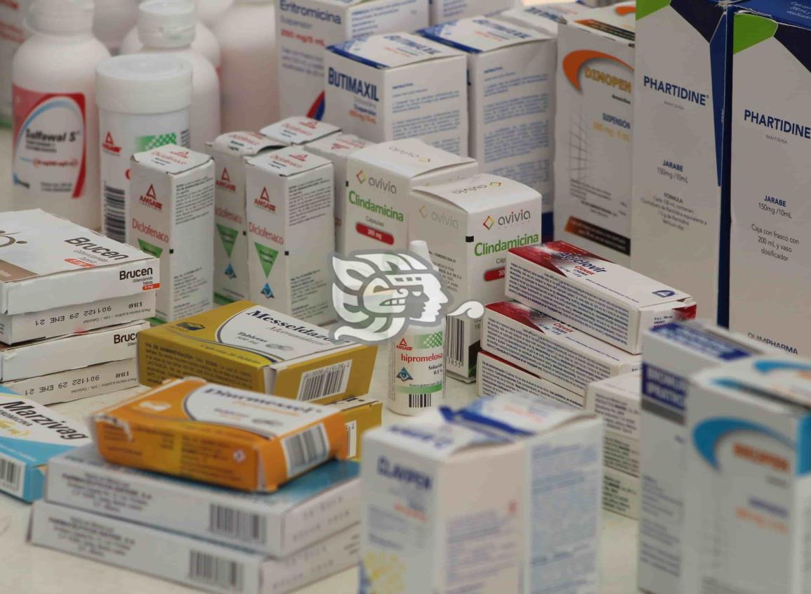 Con o sin seguridad social, ciudadanos resienten falta de medicamentos