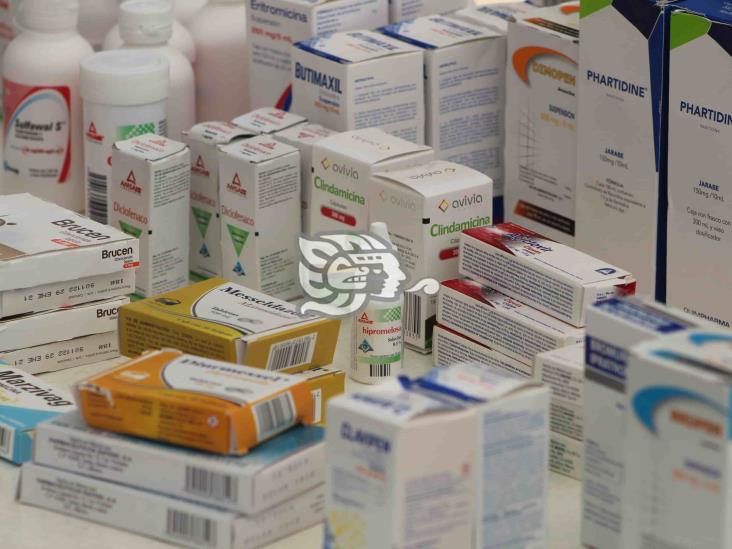 Con o sin seguridad social, ciudadanos resienten falta de medicamentos