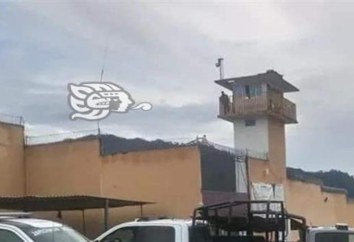 Reo se quita la vida en Cereso de Huauchinango