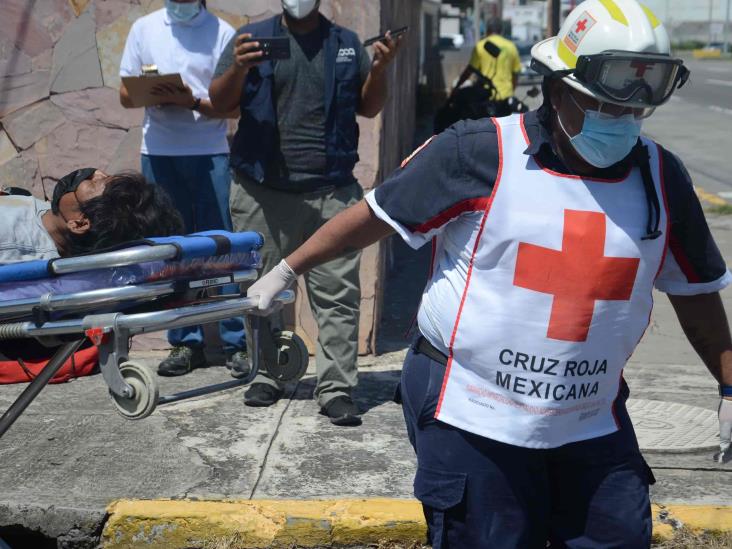 UNIPAR le niega atención, Cruz Roja y DIF lo llevan al hospital y busca a familia