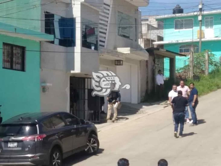 Lo hallan asesinado a machetazos en vivienda de Xalapa