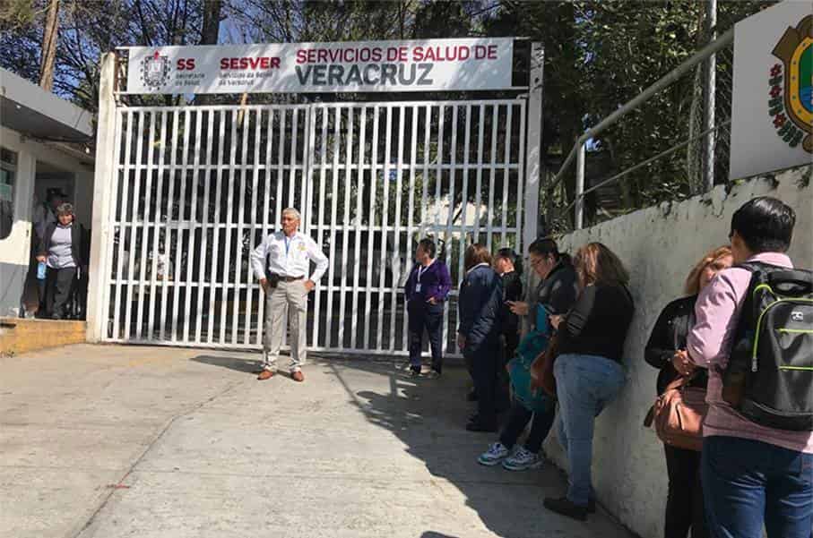 Trabajadores de Salud denuncian presunto nepotismo en entrega de plazas