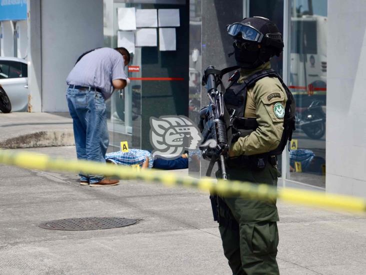 Un hombre muerto tras asalto armado en banco de Boca del Río