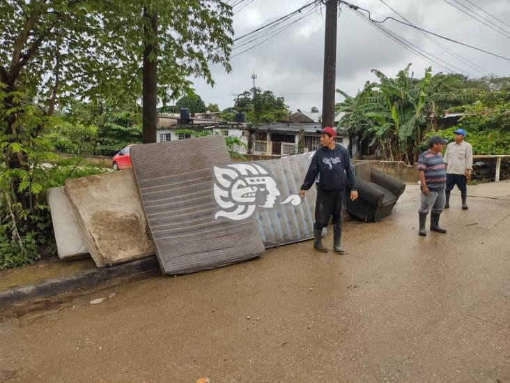 Lluvias de Frente Frío 4 afectan a más de 150 familias en Moloacán