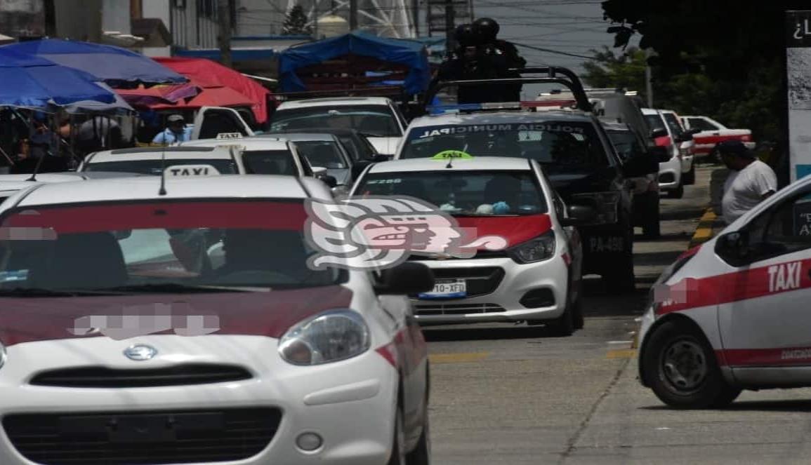 Roban el taxi 3862 en la colonia Rancho Alegre Dos de Coatzacoalcos