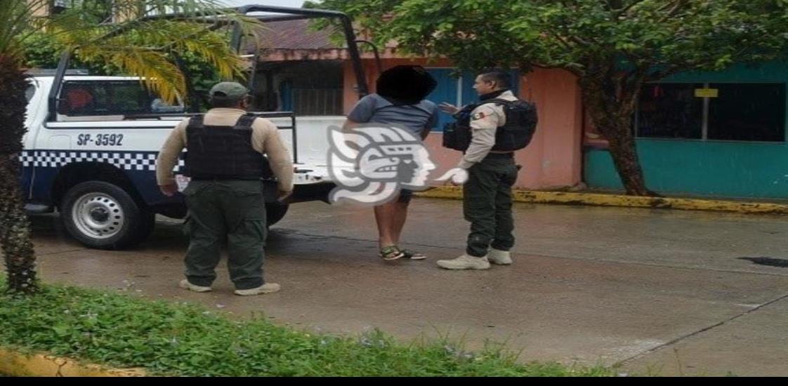 Captura Fuerza Civil a presunto narcomenudista en Acayucan