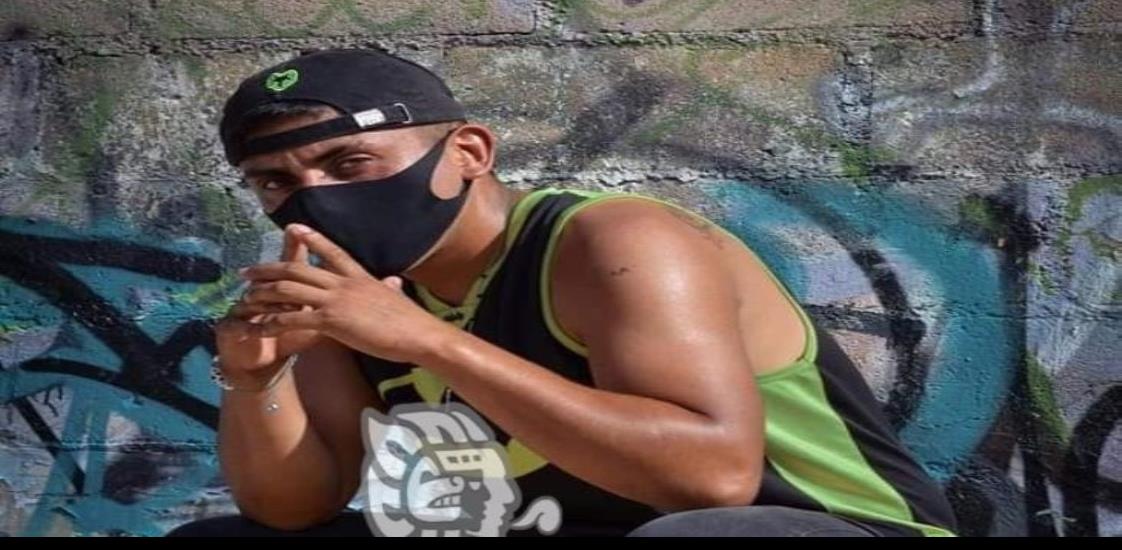 Madre pide ayuda para rescatar cadáver de su hijo asesinado en Soconusco
