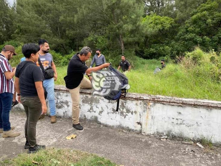 Hallan restos humanos en lote baldío de Veracruz