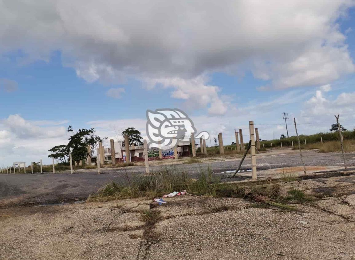 Es un hecho la construcción de la plaza comercial en Nanchital