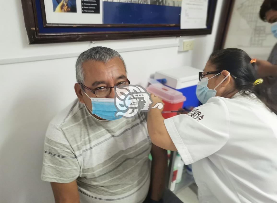 Inició vacunación contra la influenza en Nanchital e Ixhuatlán