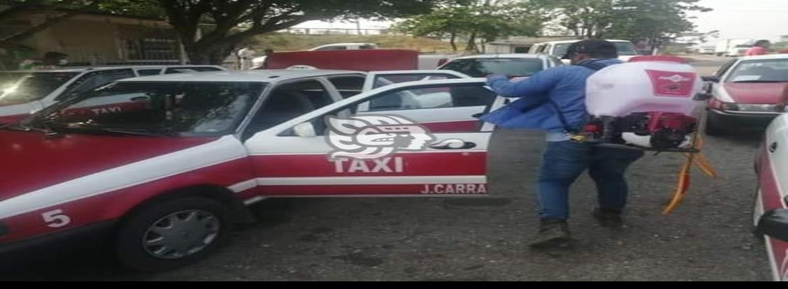 Taxistas oaxaqueños invaden tramos de Carranza