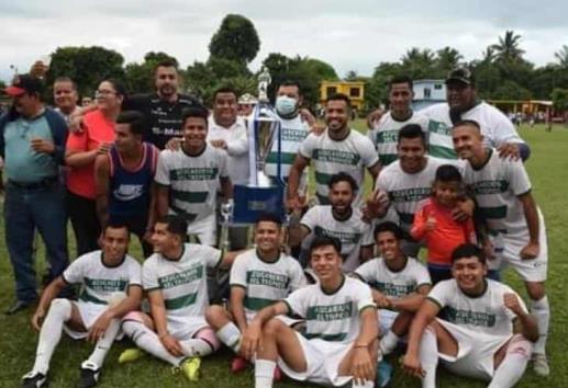 Azucareros Campeón de la Liga Municipal al vencer a San Pancho