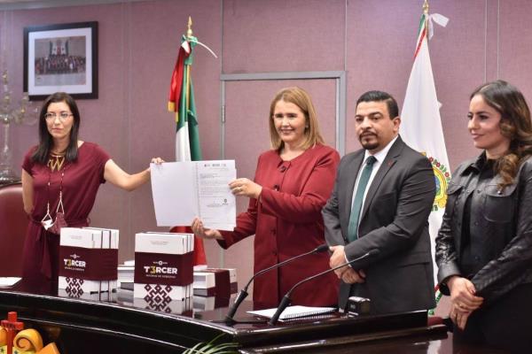 Recibe LXVI Legislatura el Tercer Informe del gobernador Cuitláhuac García