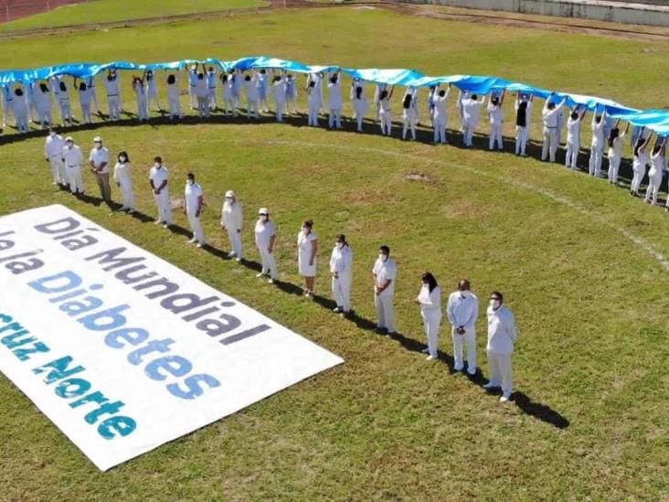 Formó IMSS Veracruz Norte un “círculo azul” en contra de la Diabetes