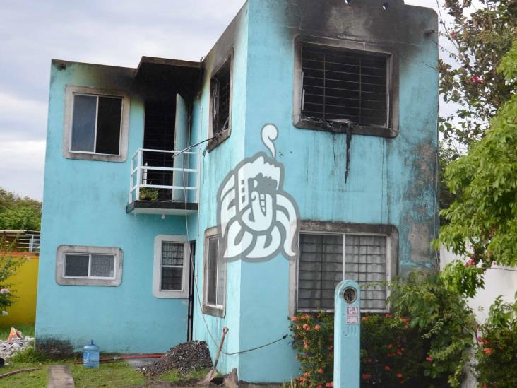 Se incendia vivienda en fraccionamiento de Puerto de Veracruz