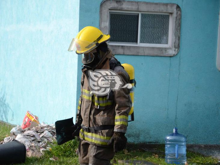 Se incendia vivienda en fraccionamiento de Puerto de Veracruz