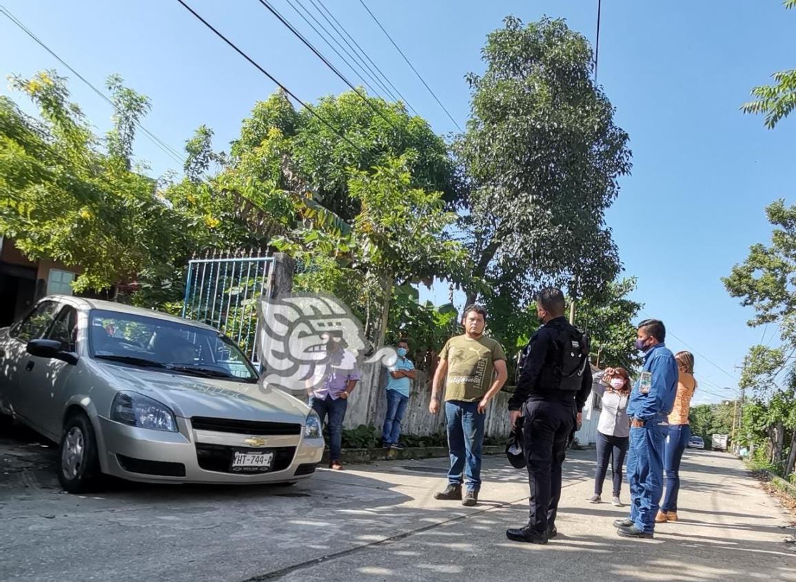 Convierten escuela en espacio para consumir alcohol, denuncian padres de familia