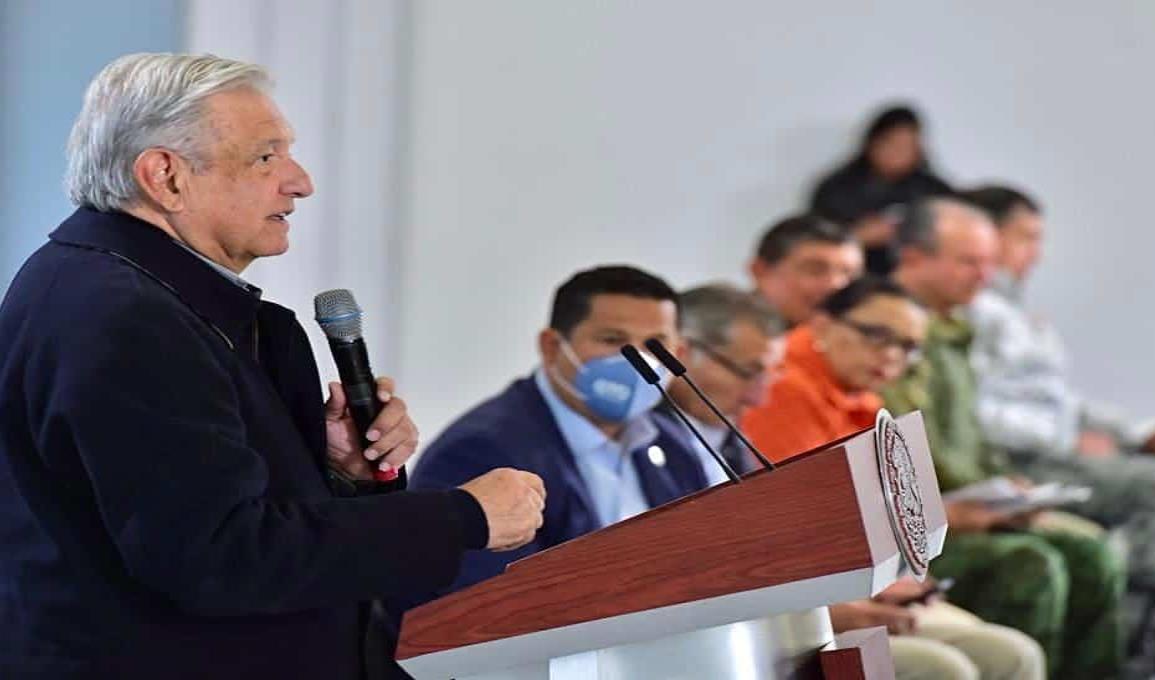 Invita AMLO a asistir a su Tercer Informe de Gobierno con cubrebocas