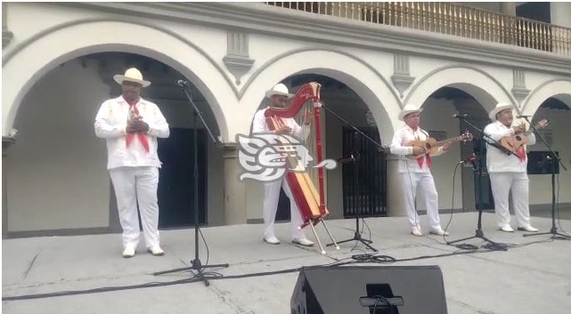 Concluye Primer Simposio Nacional de Danza Folclórica