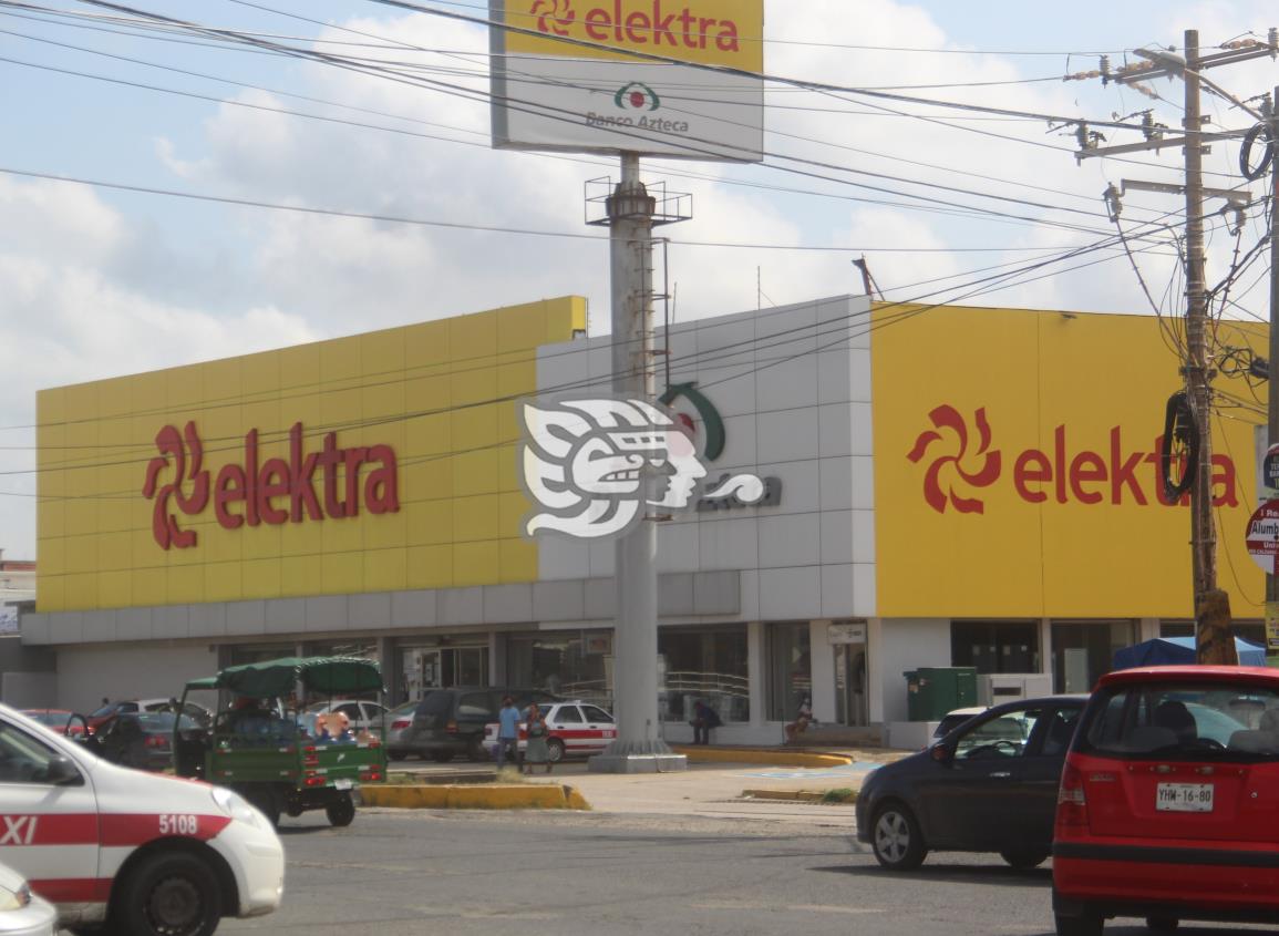 Asaltan tienda departamental en avenida UV de Coatzacoalcos