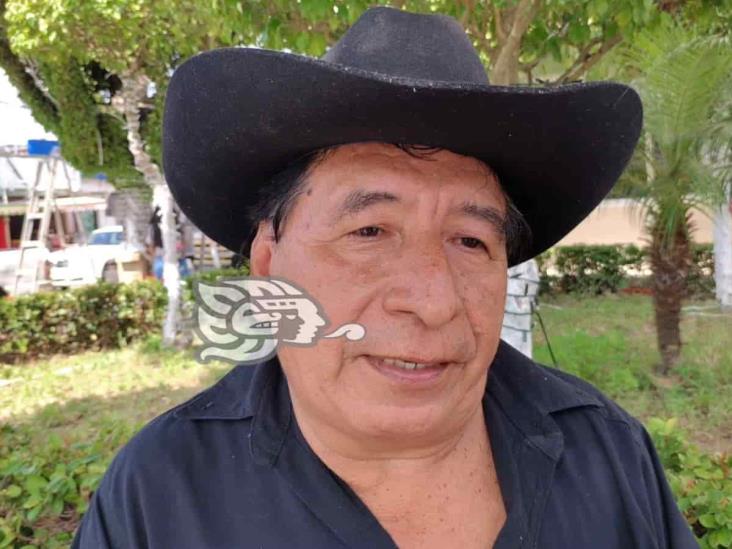 Romaldo Garrido presenta sus libros de poesía y el reciclaje