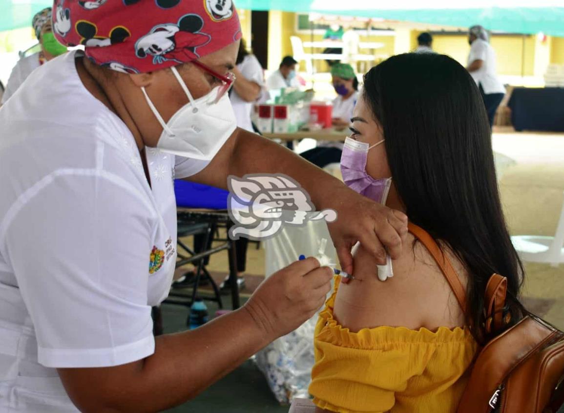 Exhortan a veracruzanos vacunarse contra la influenza antes del invierno