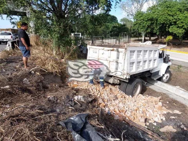 Se registra carambola de cinco unidades de carga en libramiento Paso de Toro-Santa Fe