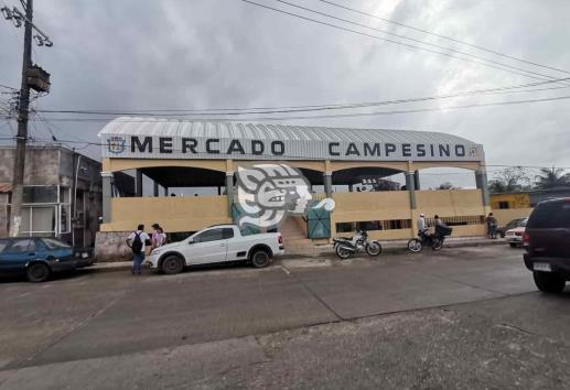 Apagones, dolor de cabeza en plenas fiestas en Ixhuatlán del Sureste