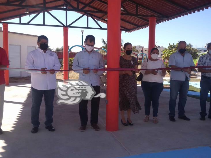 Inauguran el Parque Infantil Inclusivo Playa Sol