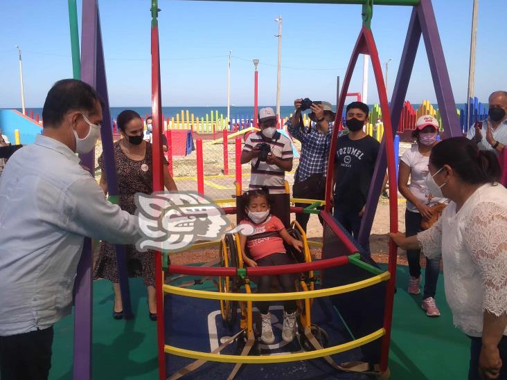 Inauguran el Parque Infantil Inclusivo Playa Sol