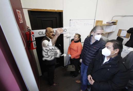 ´Alcalde no necesita corredor privado´; Ahued clausura pasillo de Presidencia