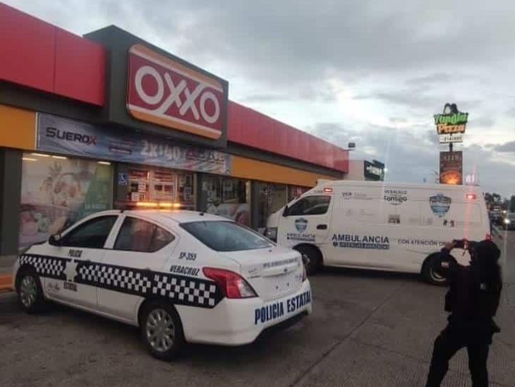 Asaltan de manera violenta Oxxo de Veracruz