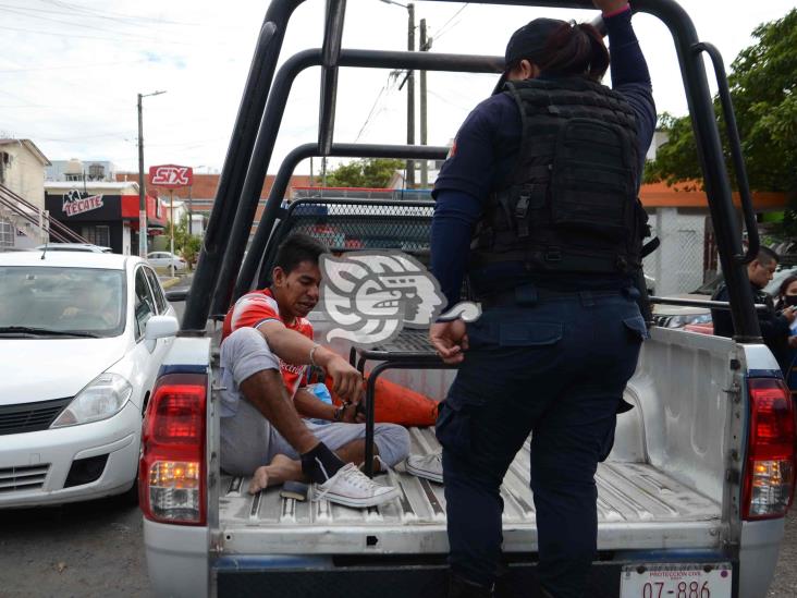 Detienen y amarran a presunto ladrón en calles de Veracruz