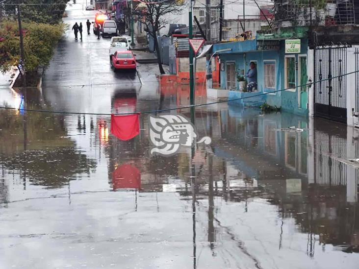 Lluvia provoca inundaciones este jueves en Xalapa; SSP activa Plan Tajín