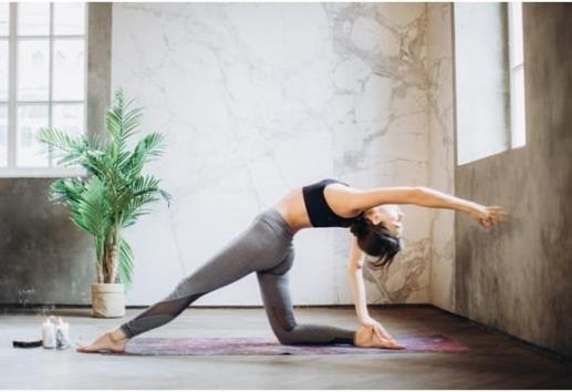 ¿Cuáles son los beneficios de hacer yoga?