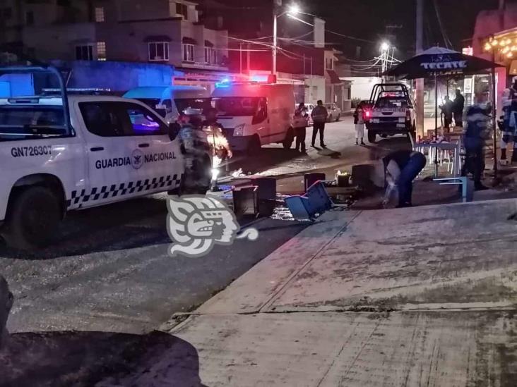 Baleado en negocio de alitas en Coatzacoalcos; muere en el hospital