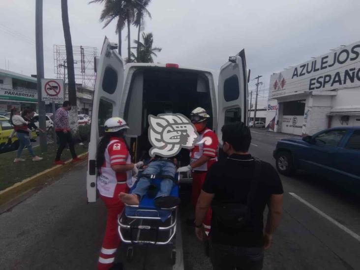 Choque deja a motociclista lesionado en calles de Veracruz