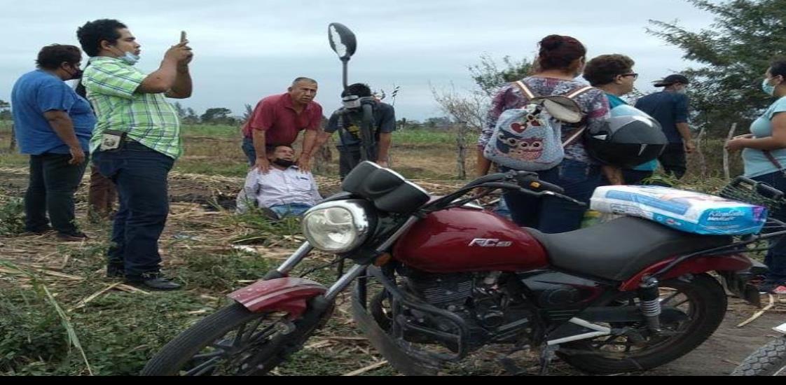 Ebrio motociclista derrapa y se lesiona 