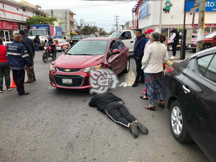 Atropellan a mujer en calles de Veracruz