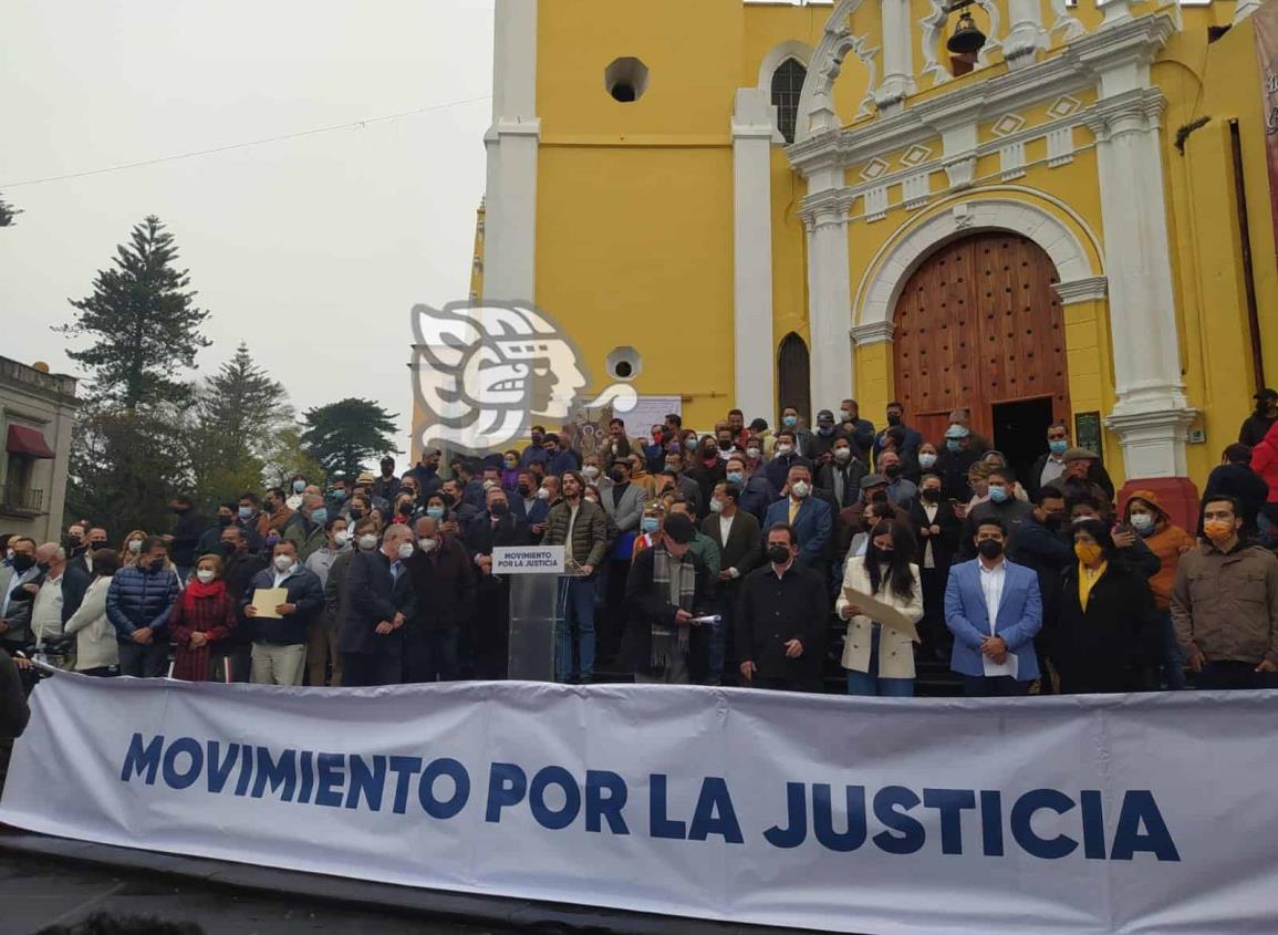 Abogados, ciudadanos y políticos se suman a ‘Movimiento por la Justicia’