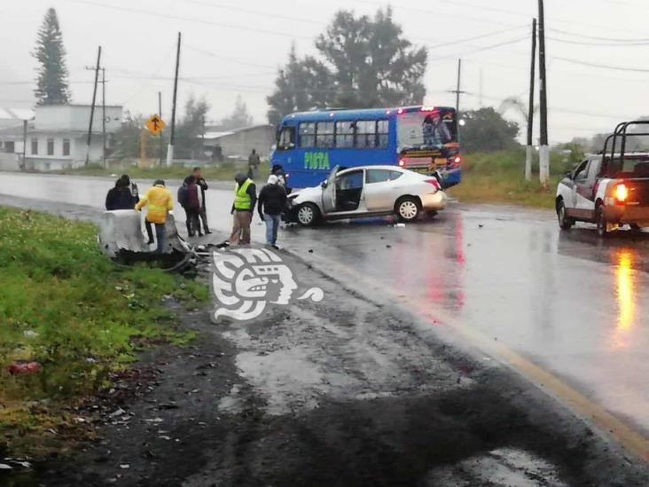 Vuelca vehículo en la autopista Puebla-Córdoba