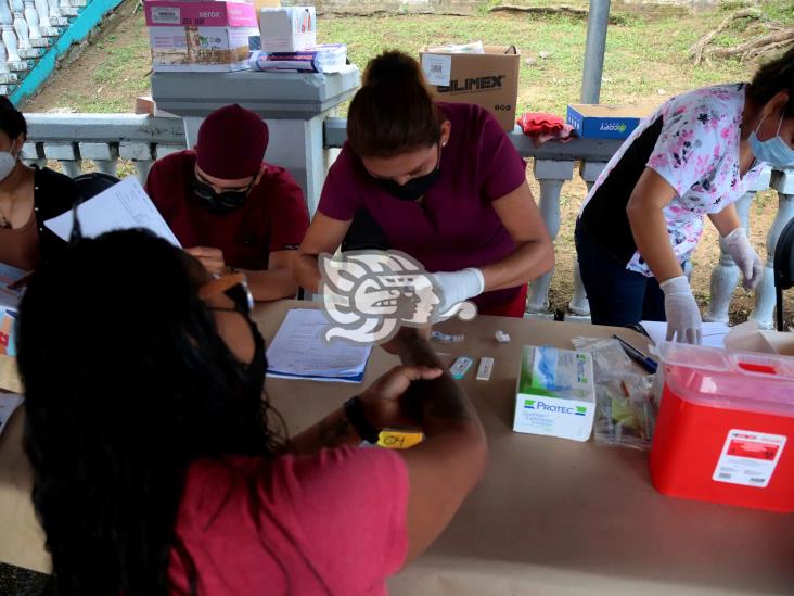 Conmemoran Día Internacional del Condón; promueven prevención en Coatzacoalcos