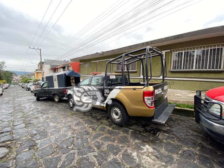 Xalapa: jardineras de calle Jalisco, ‘un baño público’ para elementos del IPAX