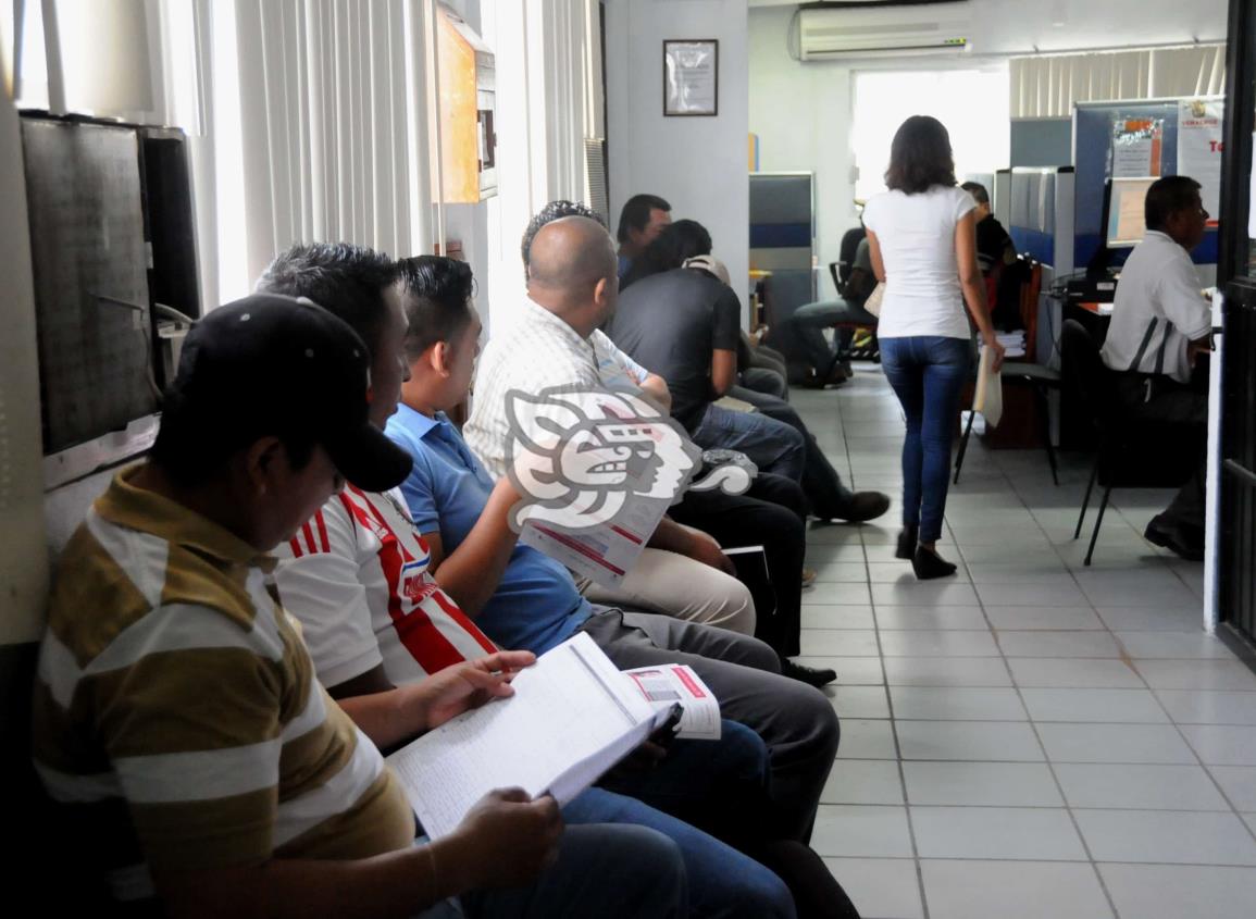 Veracruz ve frenada su generación de empleos y vuelve a perder