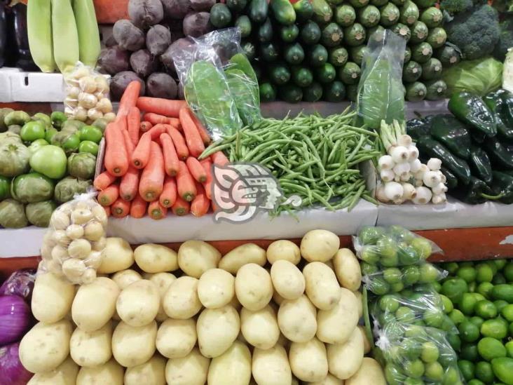 Incrementan precios de frutas y verduras en mercados del puerto de Veracruz