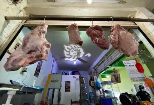Encarecimiento del pollo, res y el gas elevan precios de antojitos