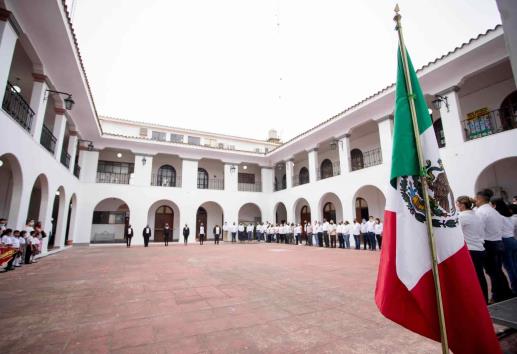 Por obra de Sedatu cancelan izamiento de bandera en Acayucan