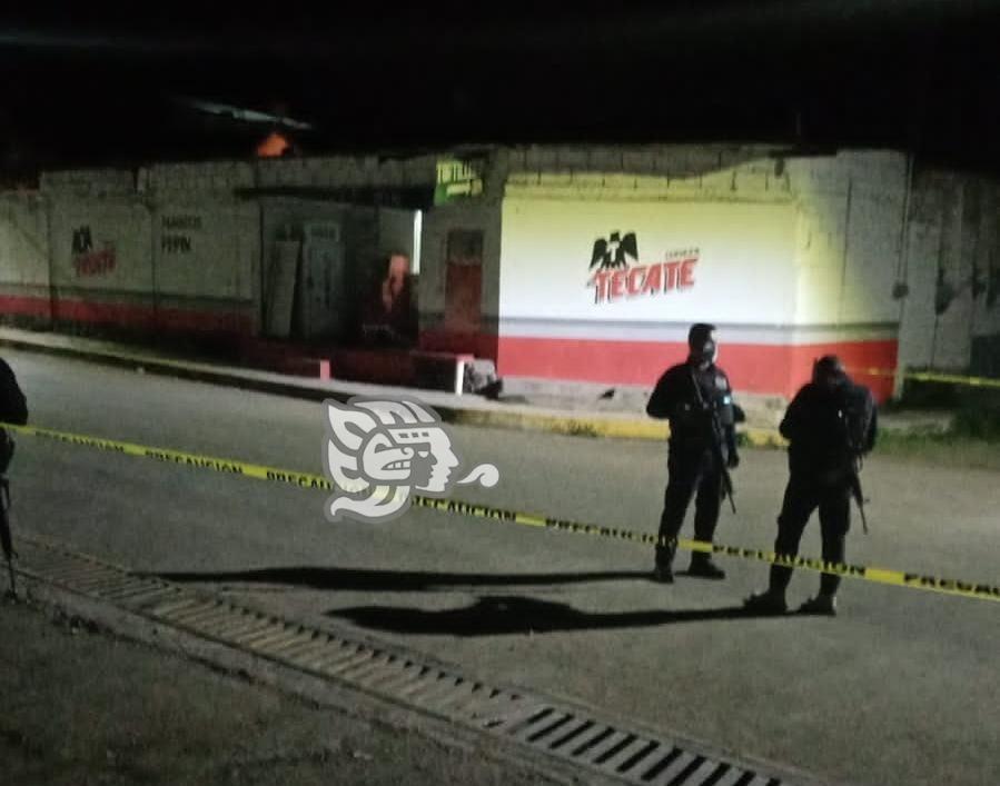 Asesinan a hombre en bar de Yanga