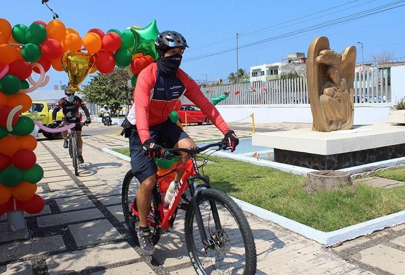 Realiza UMAE del IMSS en Veracruz triatlón ‘Brinca, Corre, Rueda’